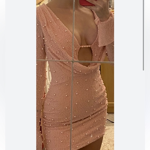 Gorgeous Blush Deep Plunge Embellished Bodycon Dress - Size US 6 - Picture 9 of 9